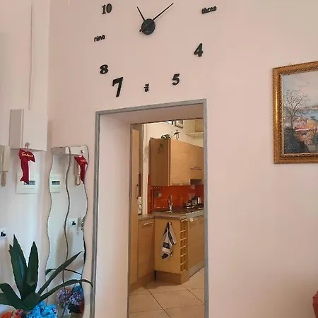 Madda'S Apartament Napoli Esterno foto