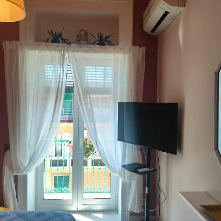 Madda'S Apartament Napoli Esterno foto